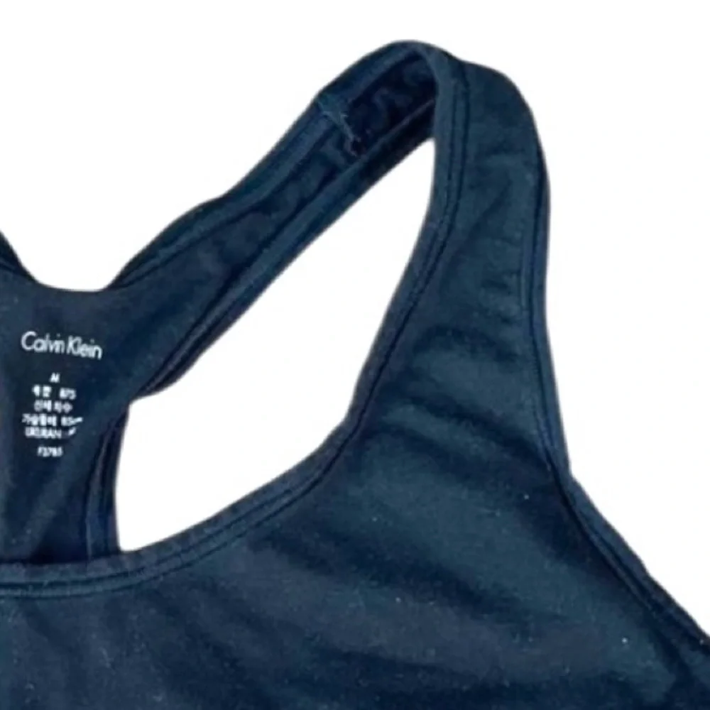 Calvin Klein size M Black Modern Cut unlined Cotton blend racerback Sports Bra
